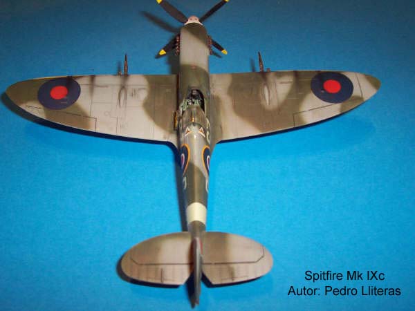 Spitfire Hasegawa 07