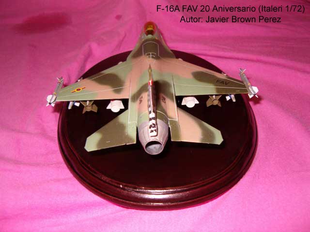 F-16A 20 Aniversario FAV (3)