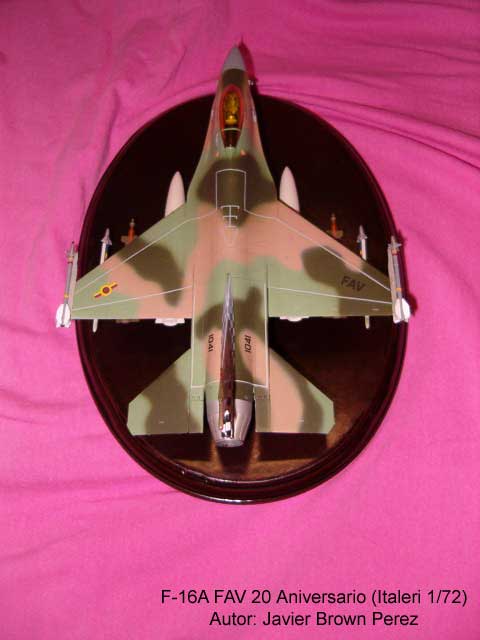 F-16A 20 Aniversario FAV (6)