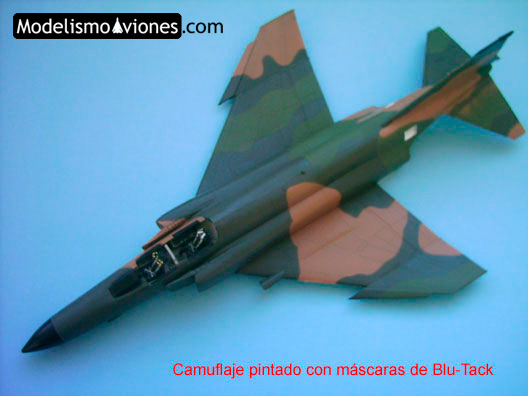 Camuflaje enmascarado con Blu Tack